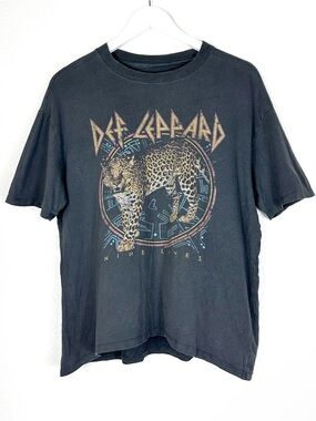 Abercrombie Cotton Oversized Def Leopard Graphic A&F Soft Band Tee Size Small